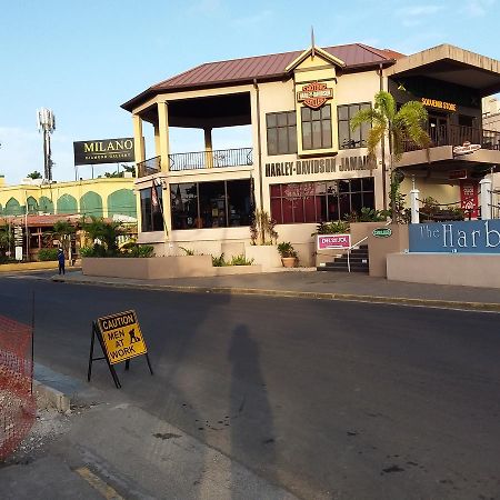 Mcfarlane'S Place Ocho Rios Esterno foto