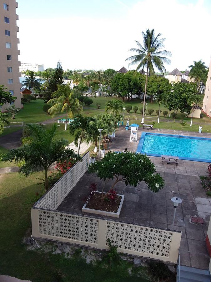 Mcfarlane'S Place Ocho Rios Esterno foto