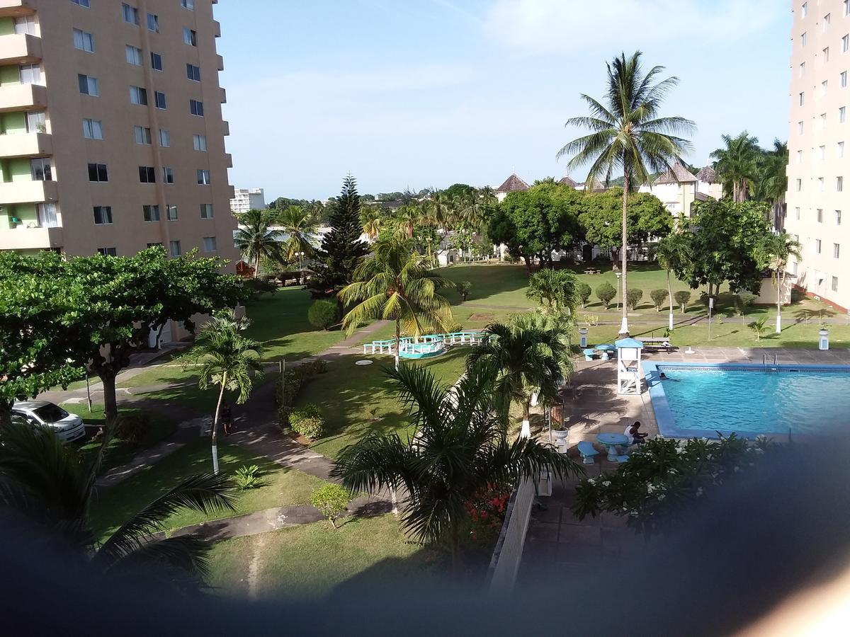 Mcfarlane'S Place Ocho Rios Esterno foto