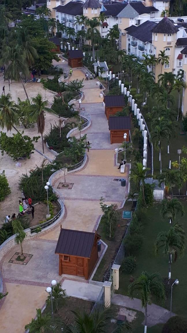 Mcfarlane'S Place Ocho Rios Esterno foto